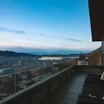 Bellevue Penthouse - Exclusive Design Apartment